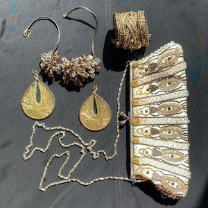 Beautiful evening bag,earrings necklace,bracelet